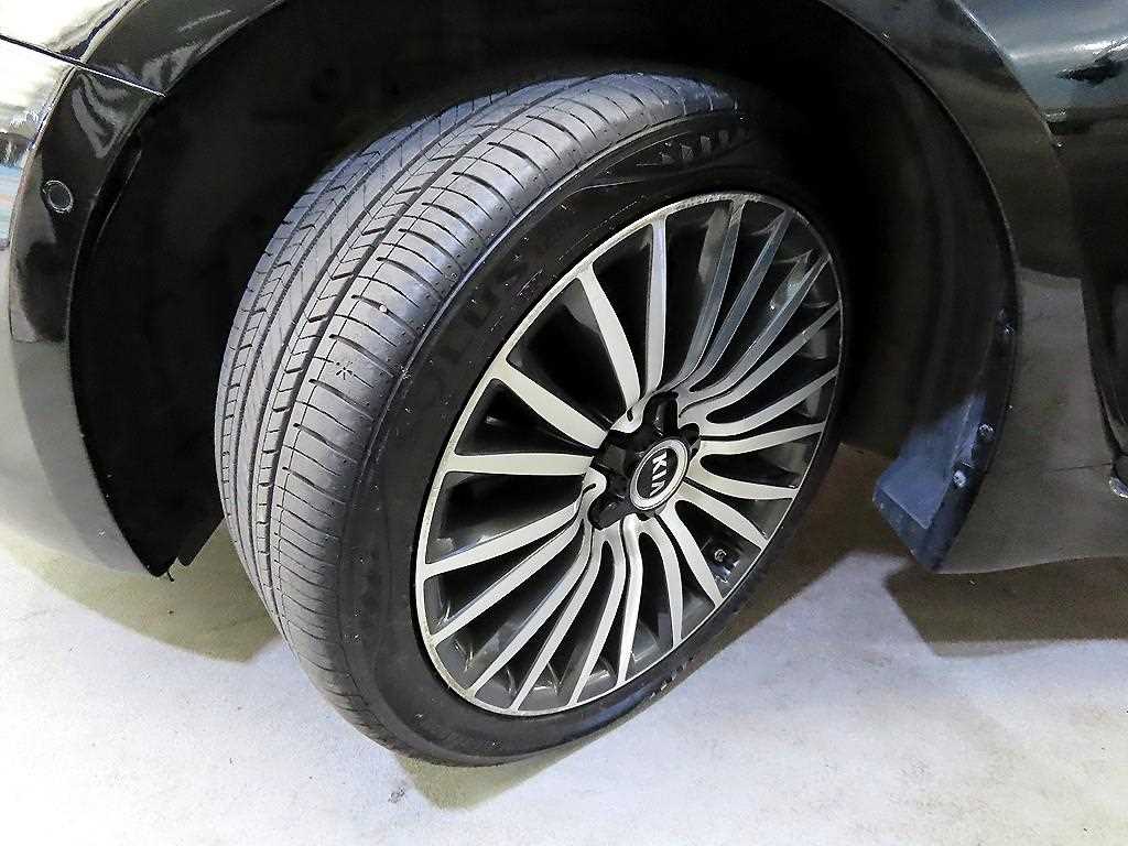 KIA K7 2014 Negro - Importación desde Corea - HF Imports Iquique - Foto 19