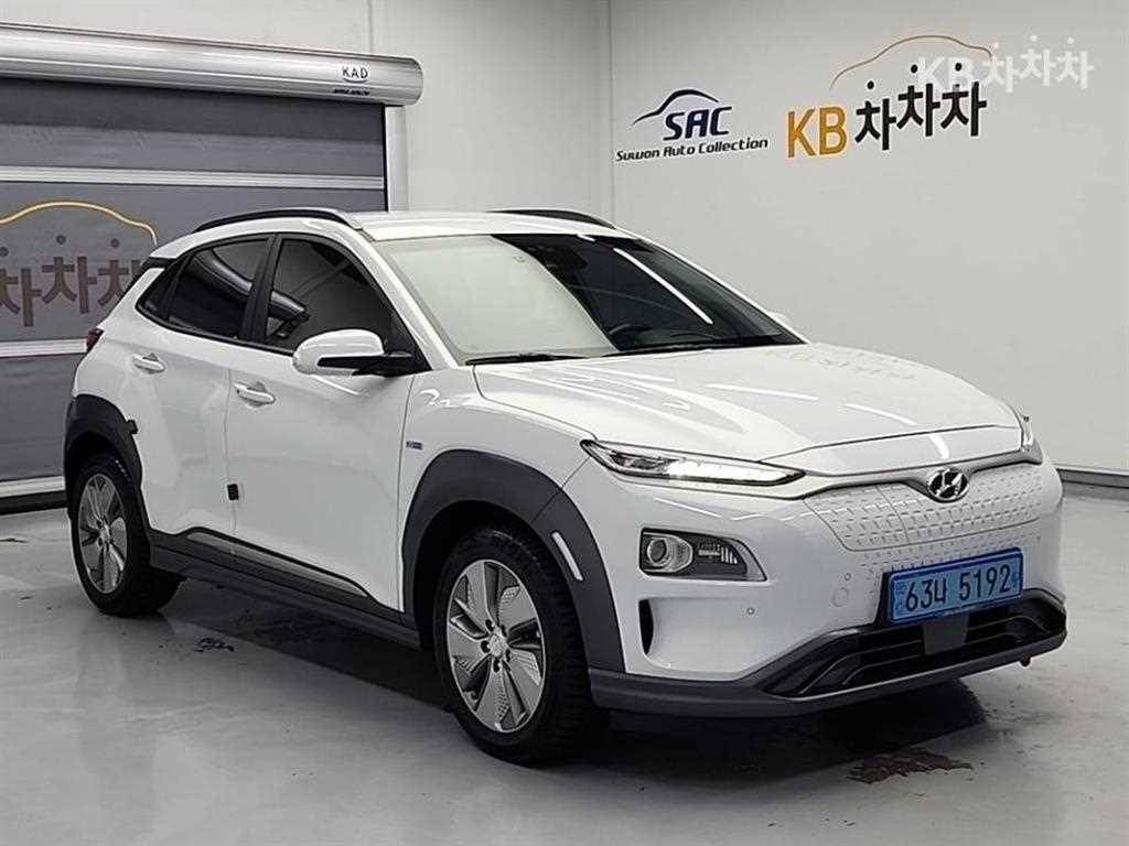 HYUNDAI Kona - Vista 4