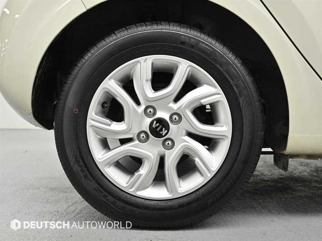 KIA Morning - Vista 5