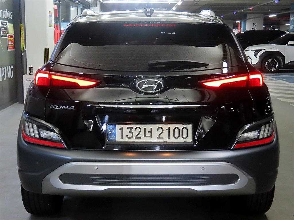 HYUNDAI Kona - Vista 5