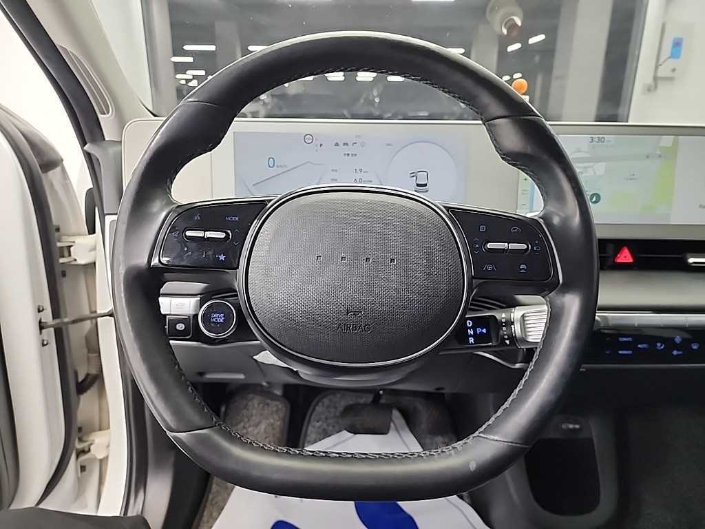 HYUNDAI Ioniq 5 - Vista 9