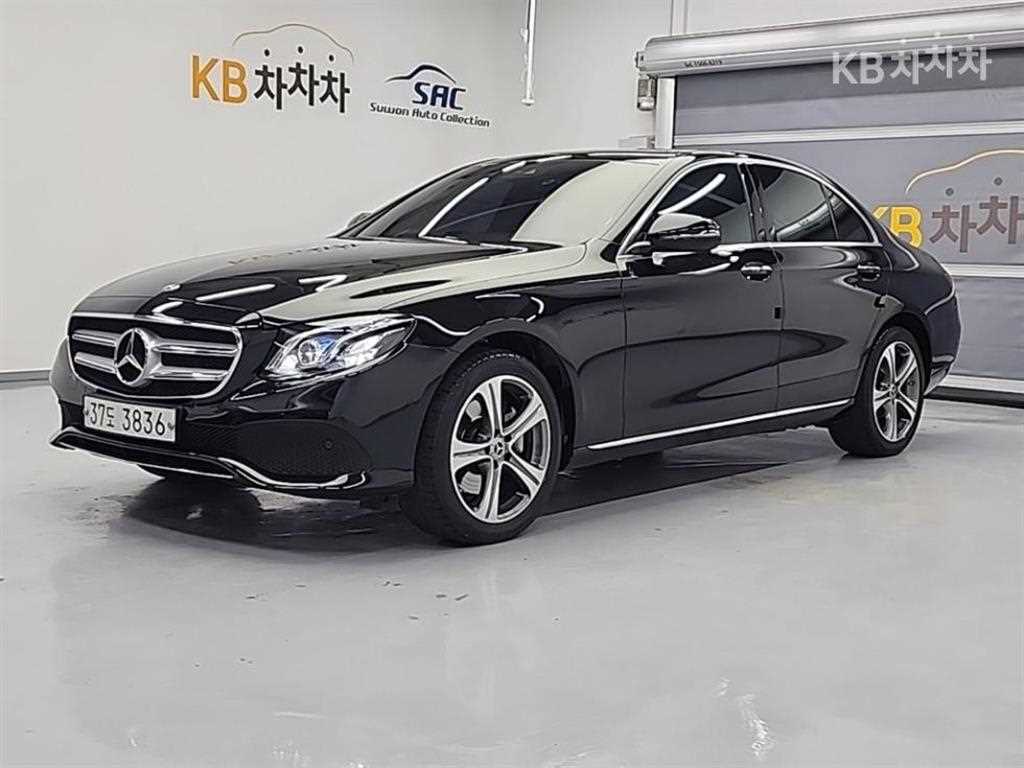 Mercedes Benz E class 2019 Negro - Importación desde Corea - HF Imports Iquique - Foto 1