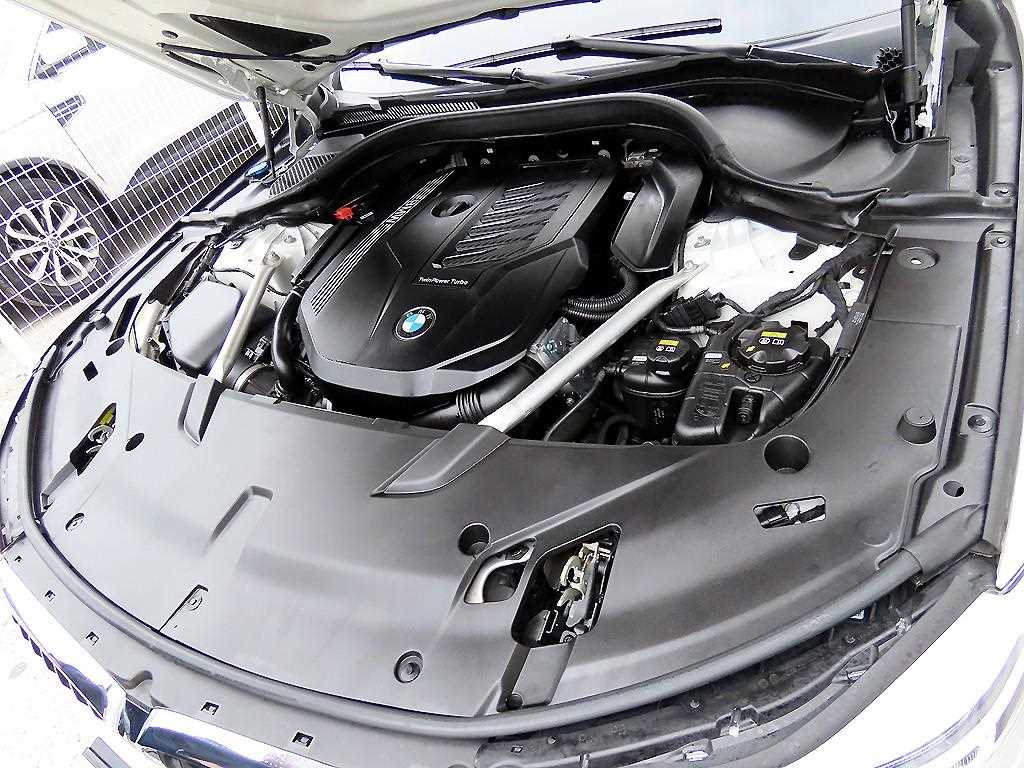 BMW Gran Turismo 2020 Blanco - Importación desde Corea - HF Imports Iquique - Foto 19