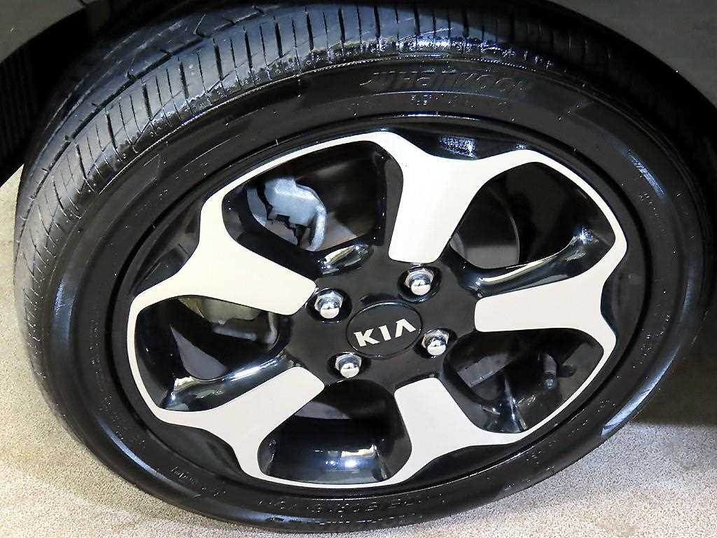 KIA Ray 2015 Negro - Importación desde Corea - HF Imports Iquique - Foto 20