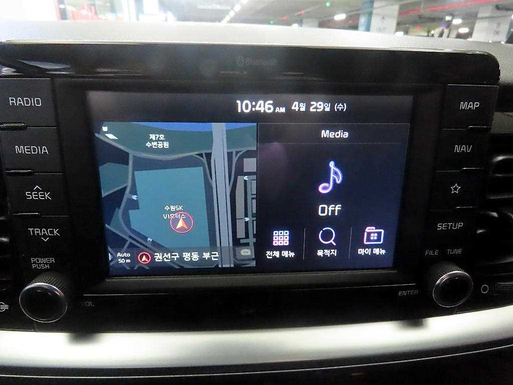 KIA Stonic 2019 Blanco - Importación desde Corea - HF Imports Iquique - Foto 15