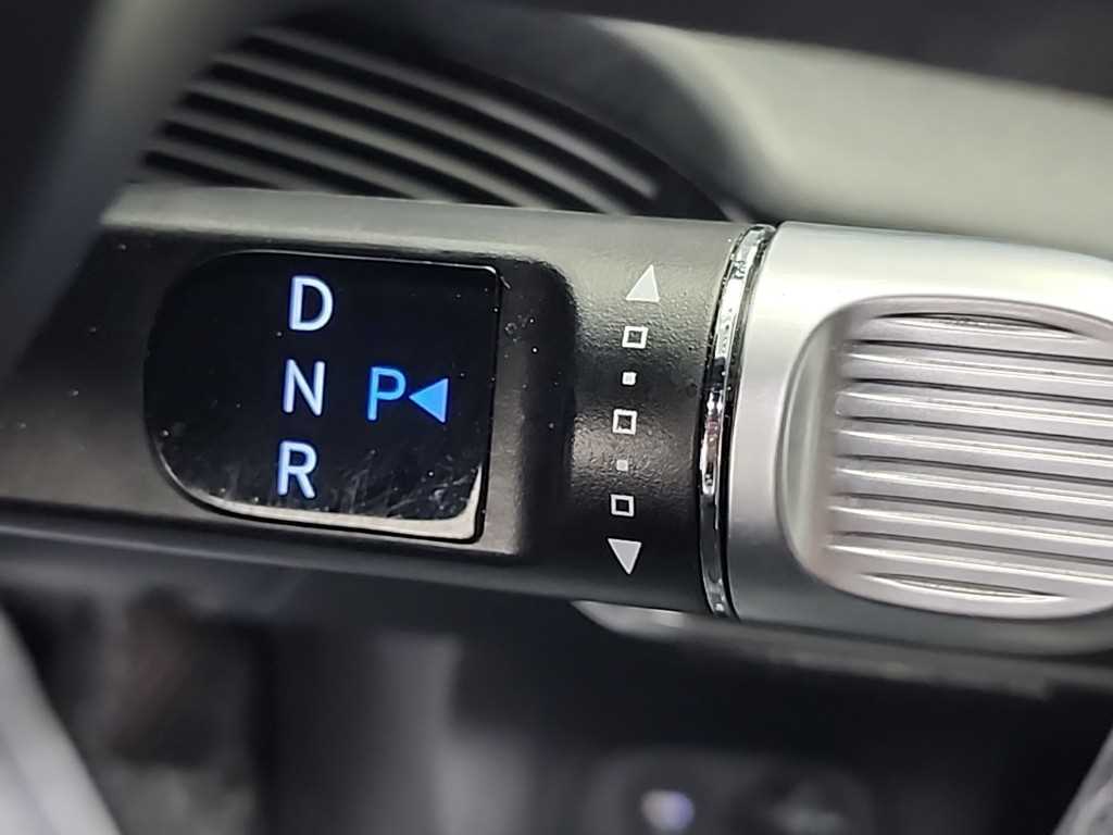 HYUNDAI Ioniq 5 - Vista 8