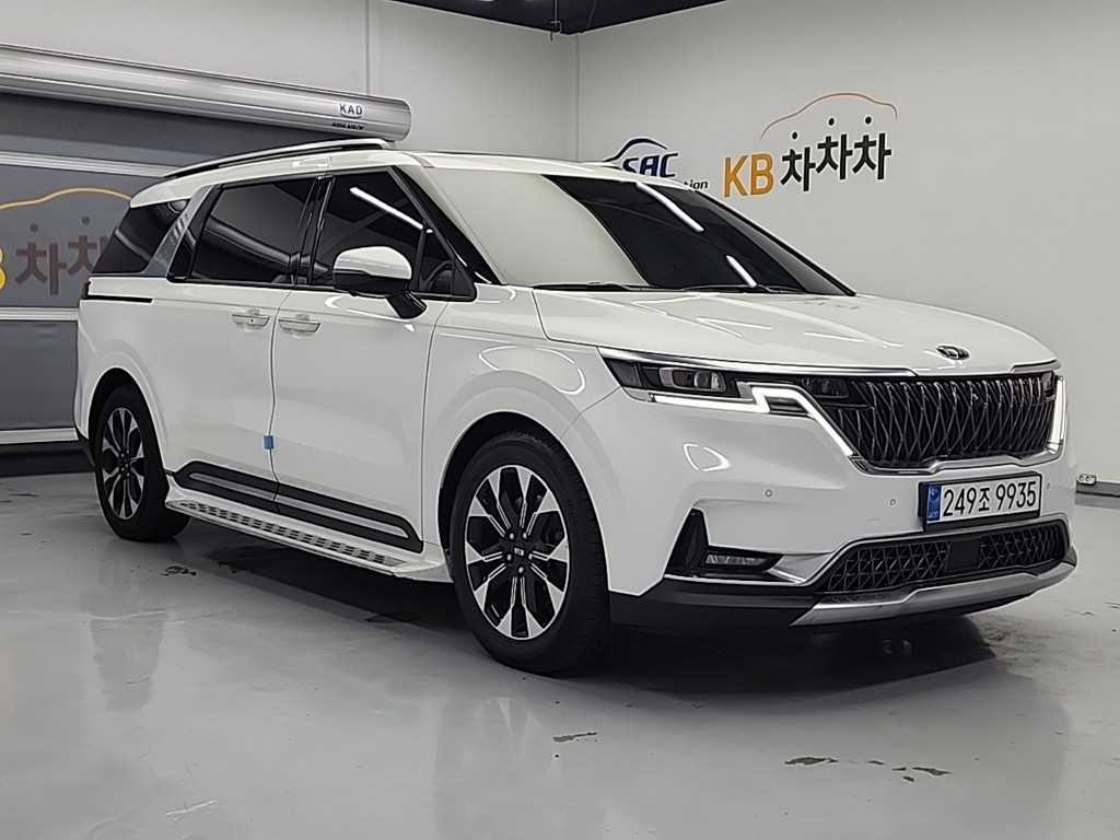 KIA Carnival - Vista 4