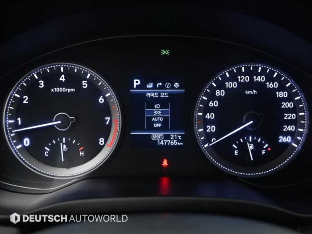 HYUNDAI Grandeur - Vista 8