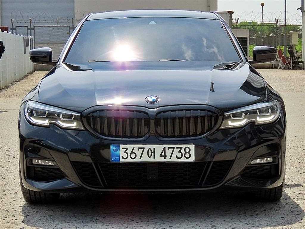 BMW 3 series 2022 Negro - Importación desde Corea - HF Imports Iquique - Foto 1