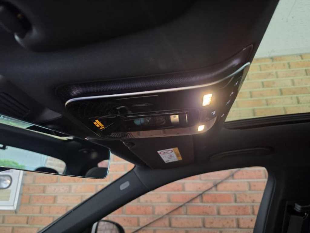 Mercedes Benz C Class - Vista 12