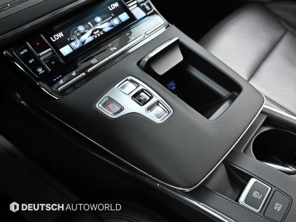 HYUNDAI Grandeur - Vista 10