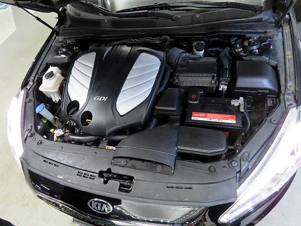 KIA K7 2014 Negro - Importación desde Corea - HF Imports Iquique - Foto 18