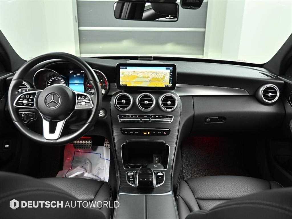 Mercedes Benz C Class - Vista 7