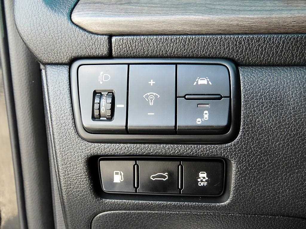 KIA K7 - Vista 12
