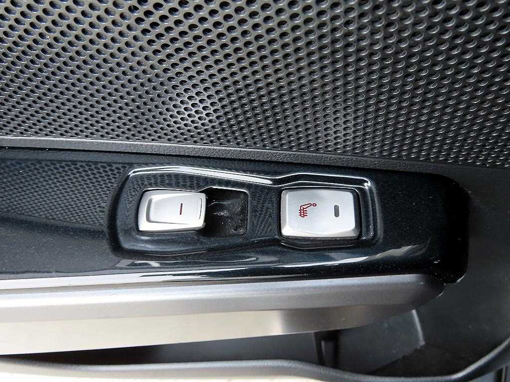 Ssangyong Tivoli 2018 Blanco - Importación desde Corea - HF Imports Iquique - Foto 17