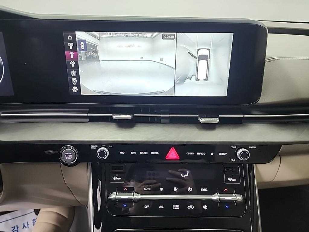 KIA Carnival - Vista 10
