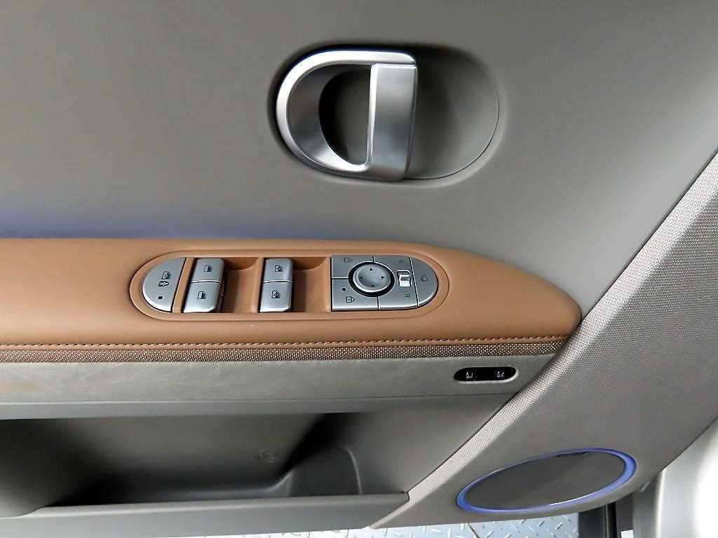 HYUNDAI Ioniq 5 - Vista 11