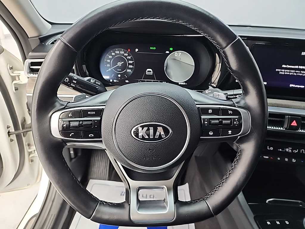 KIA K5 - Vista 9