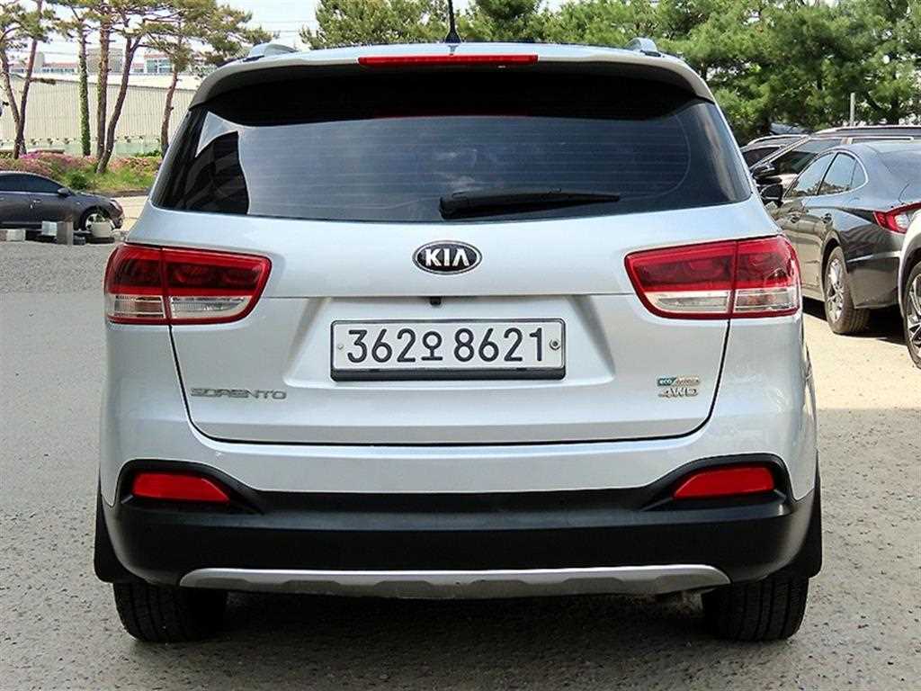 KIA Sorento - Vista 4