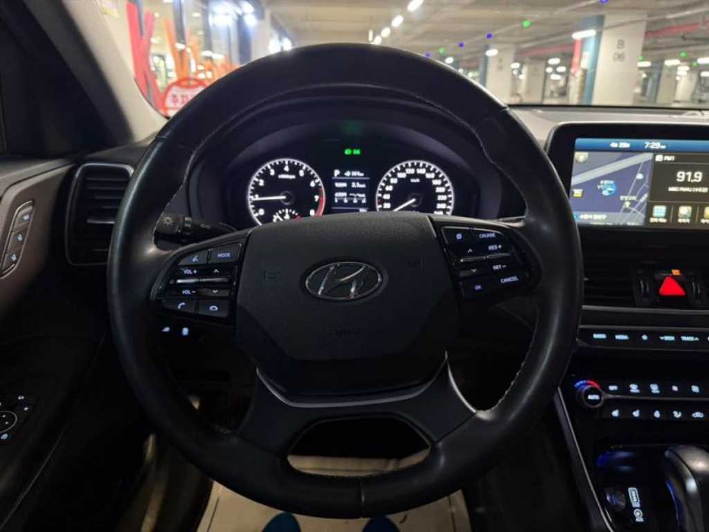 HYUNDAI Grandeur - Vista 8