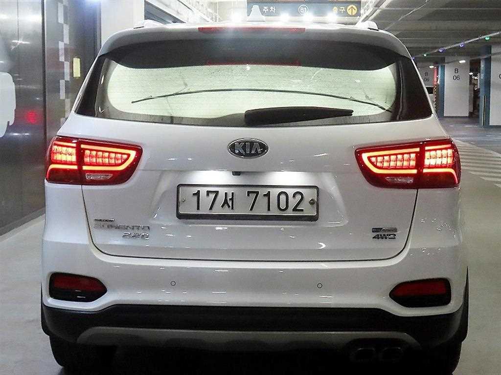 KIA Sorento - Vista 5