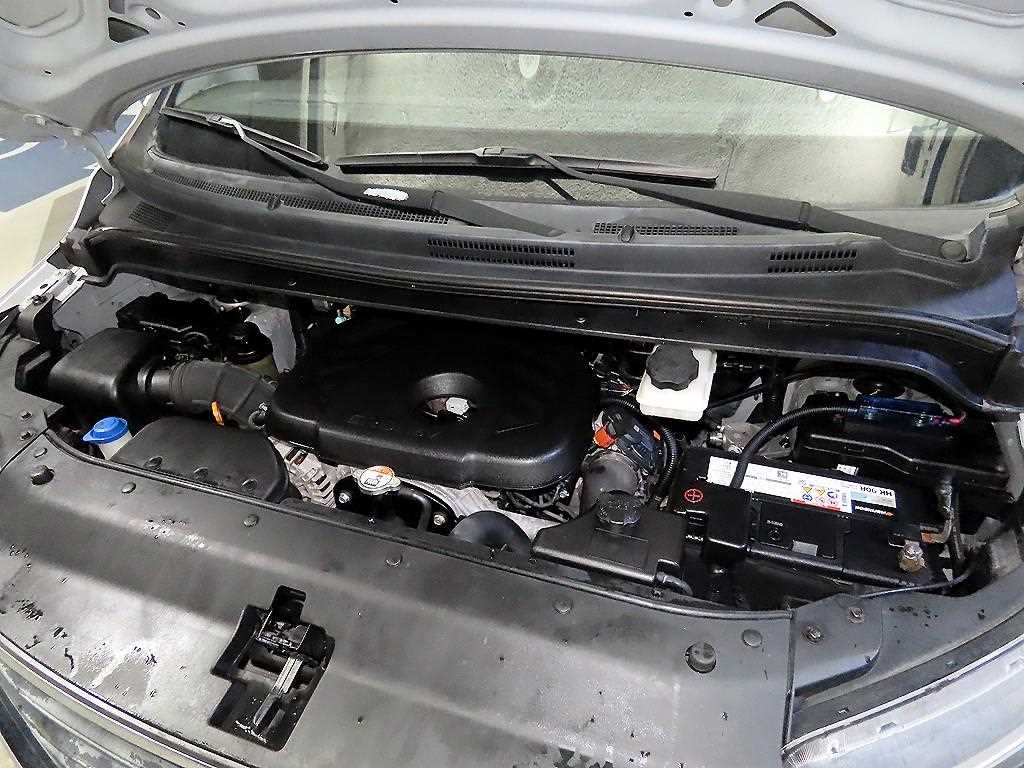 HYUNDAI Starex 2018 Gris - Importación desde Corea - HF Imports Iquique - Foto 19