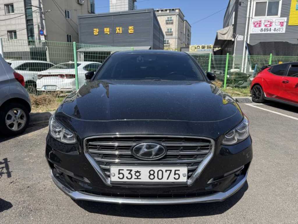 HYUNDAI Grandeur 2019 Negro - Importación desde Corea - HF Imports Iquique - Foto 1