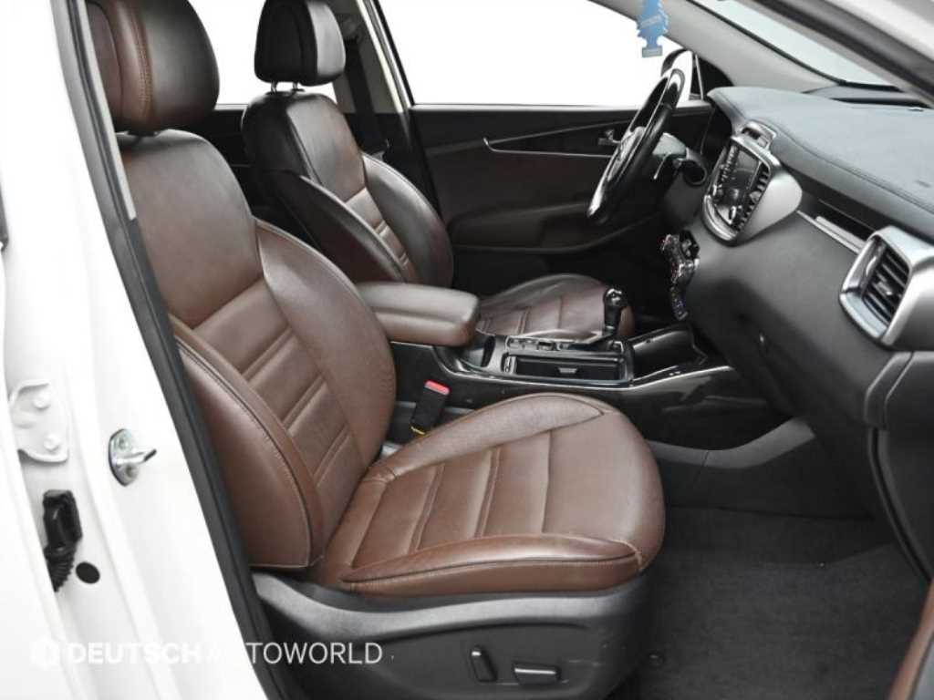 KIA Sorento - Vista 10