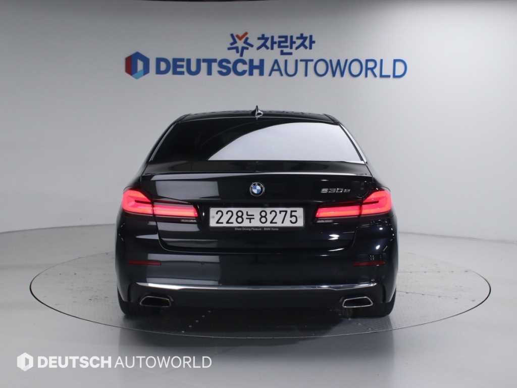 BMW 5 Series - Vista 4