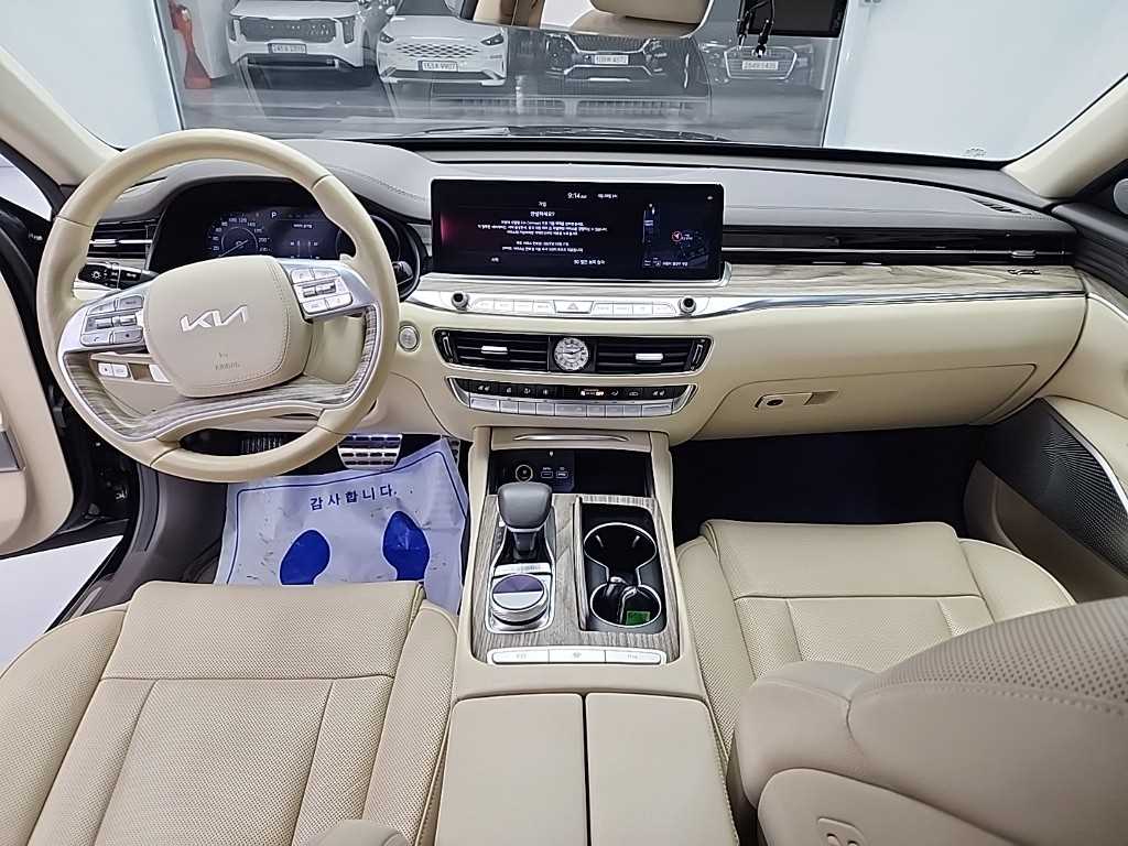 KIA K9 - Vista 7