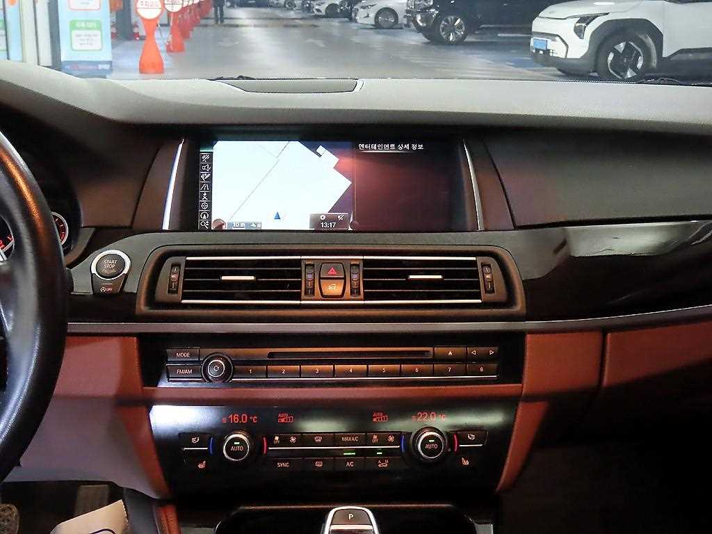 BMW 5 Series - Vista 11