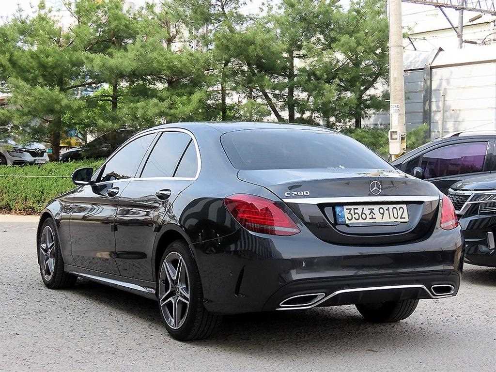 Mercedes Benz C Class - Vista 3