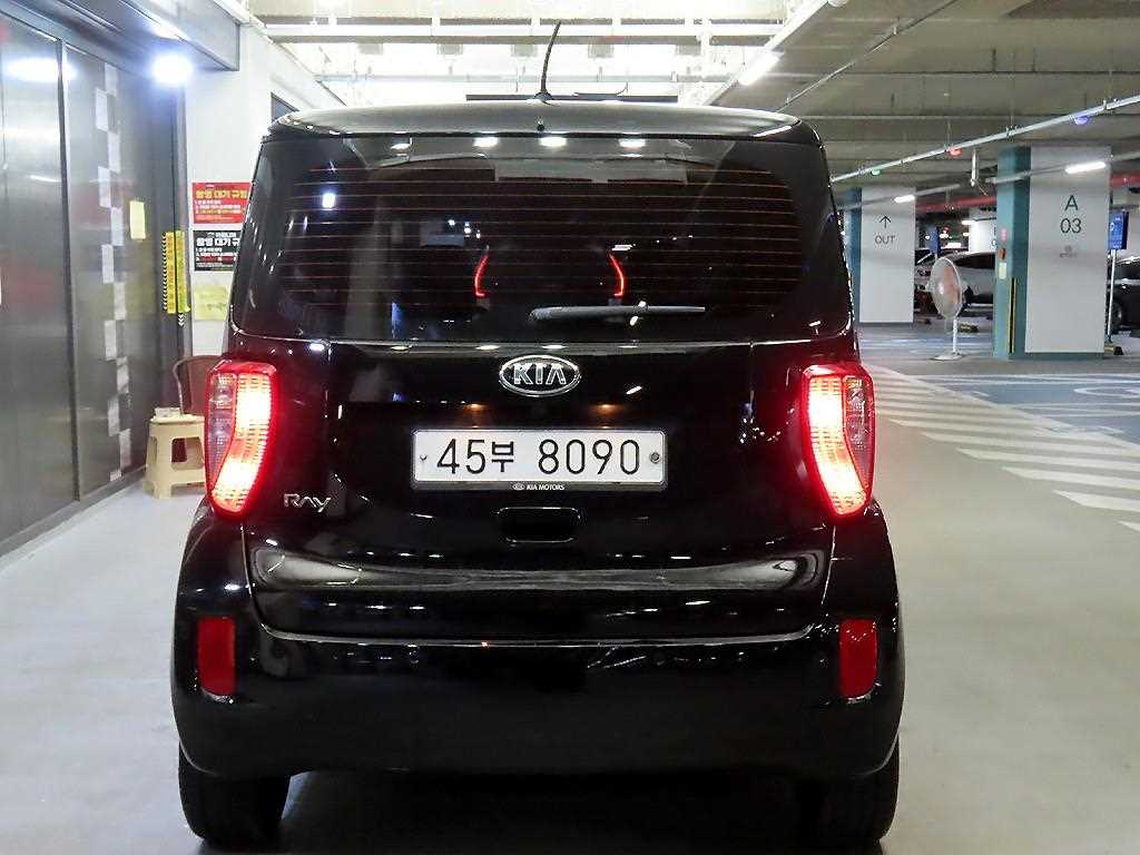 KIA Ray - Vista 5