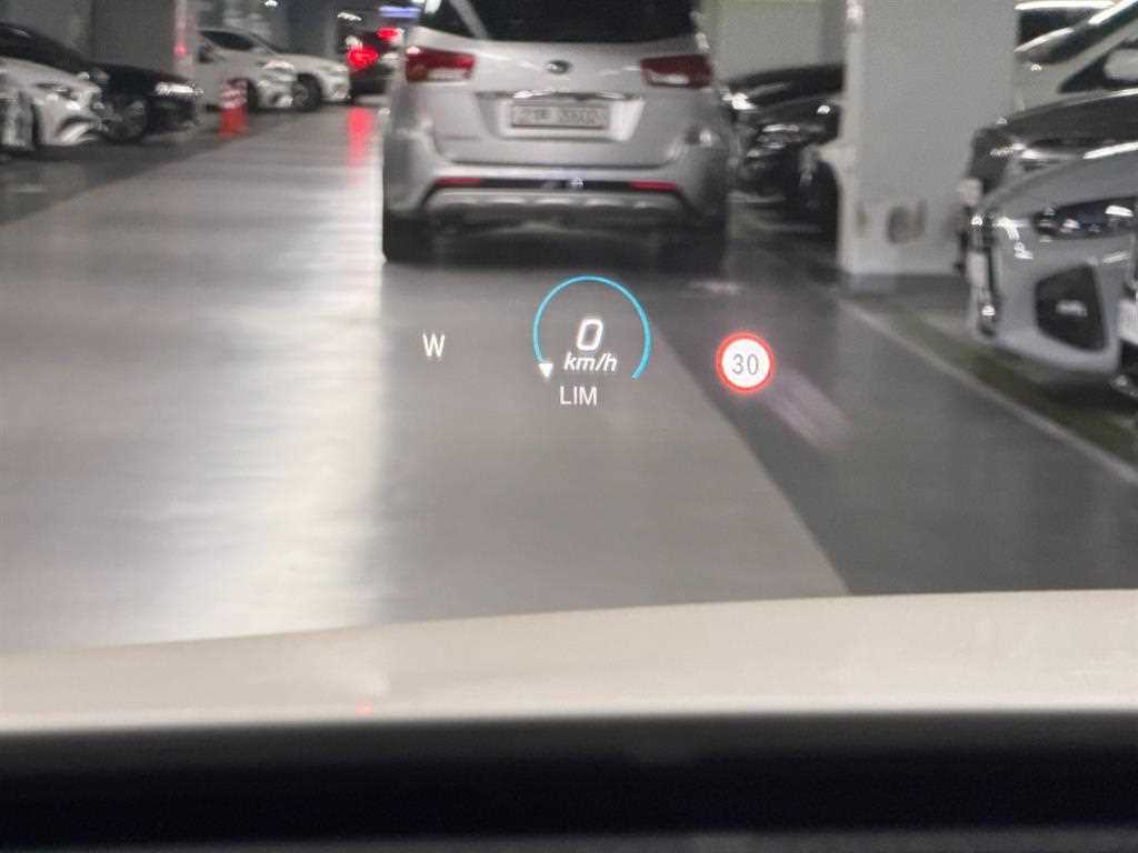 Mercedes Benz E class - Vista 11