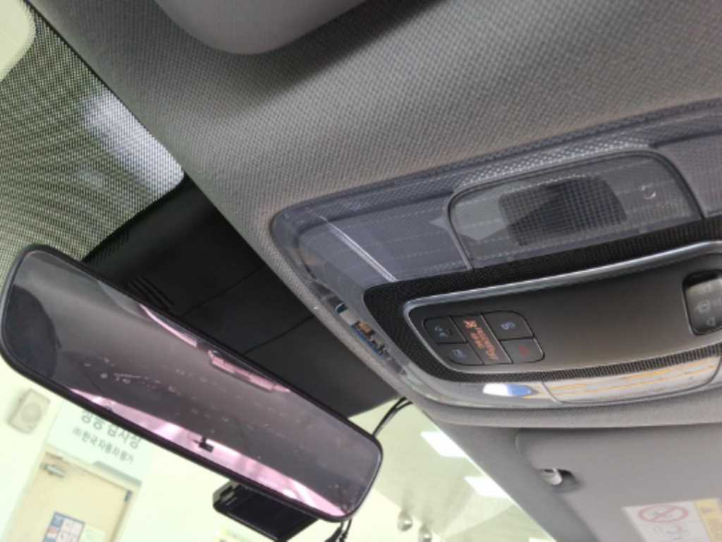 HYUNDAI Avante - Vista 6