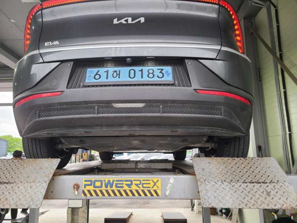 KIA EV6 2023 Gris - Importación desde Corea - HF Imports Iquique - Foto 15