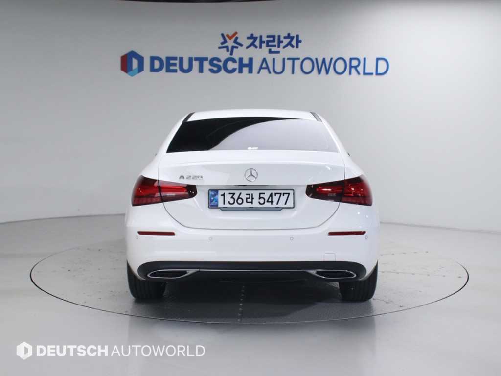 Mercedes Benz A Class - Vista 4