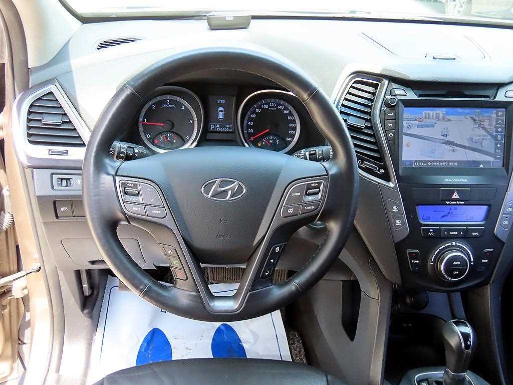 HYUNDAI Santa Fe - Vista 8