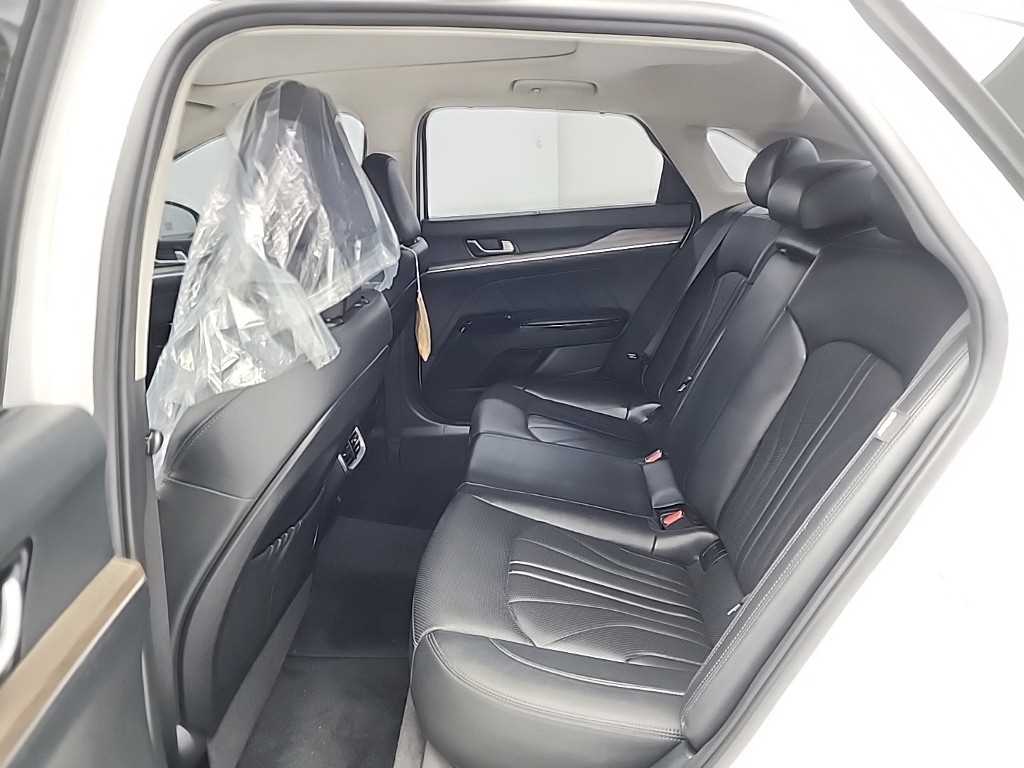 KIA K5 - Vista 12