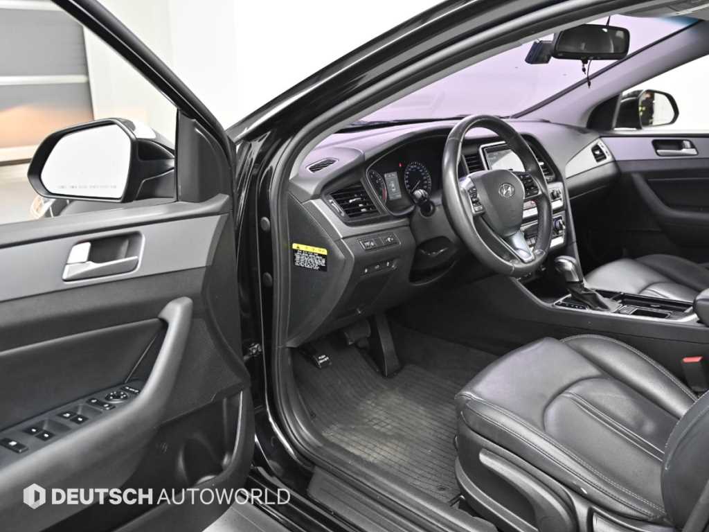 HYUNDAI Sonata - Vista 11