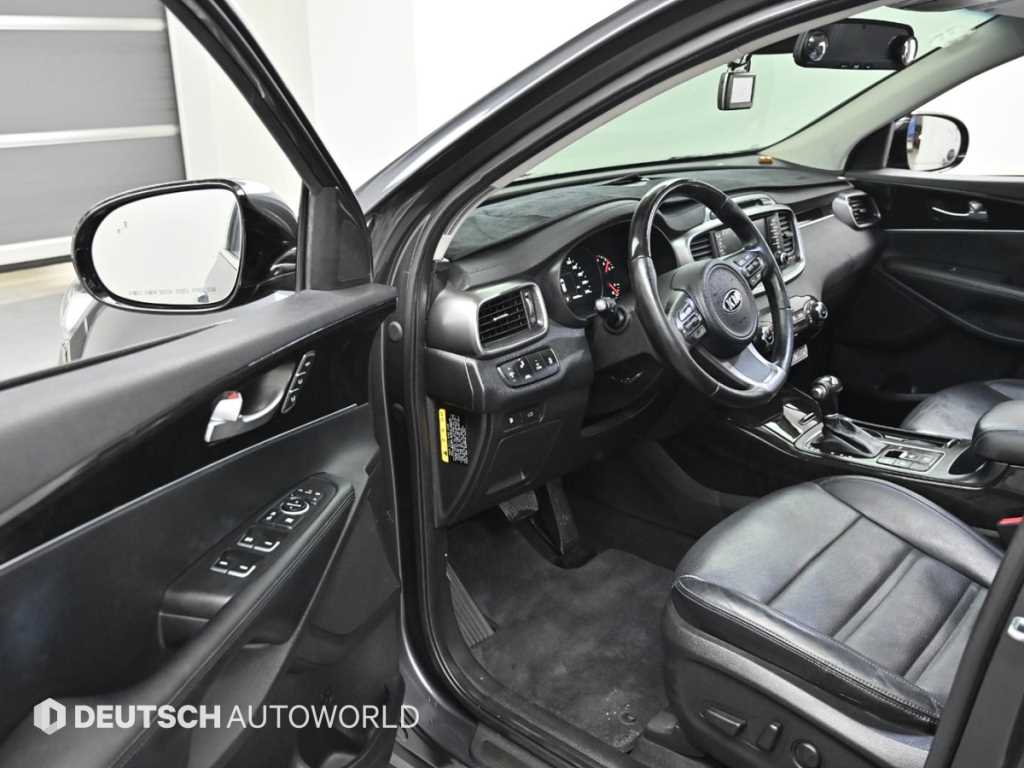 KIA Sorento - Vista 11