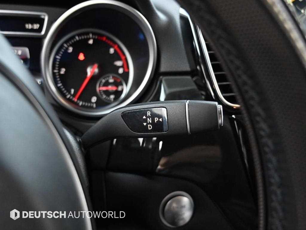 Mercedes Benz GLE Class - Vista 9