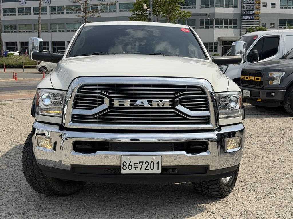 DODGE Rampic Up 2017 Blanco - Importación desde Corea - HF Imports Iquique - Foto 1