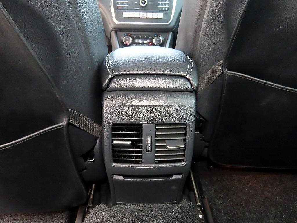 Mercedes Benz GLA Class 2018 - Importación desde Corea - HF Imports Iquique - Foto 15