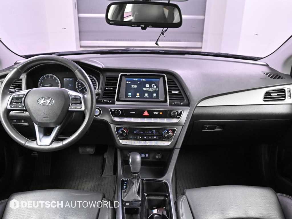 HYUNDAI Sonata - Vista 7