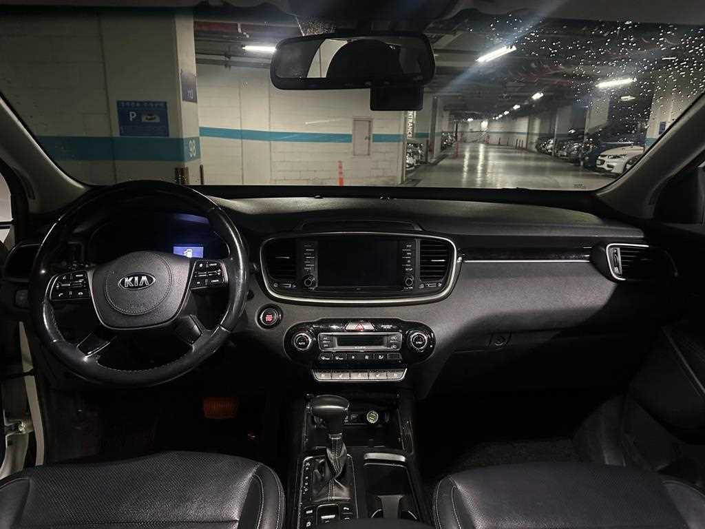 KIA Sorento - Vista 6