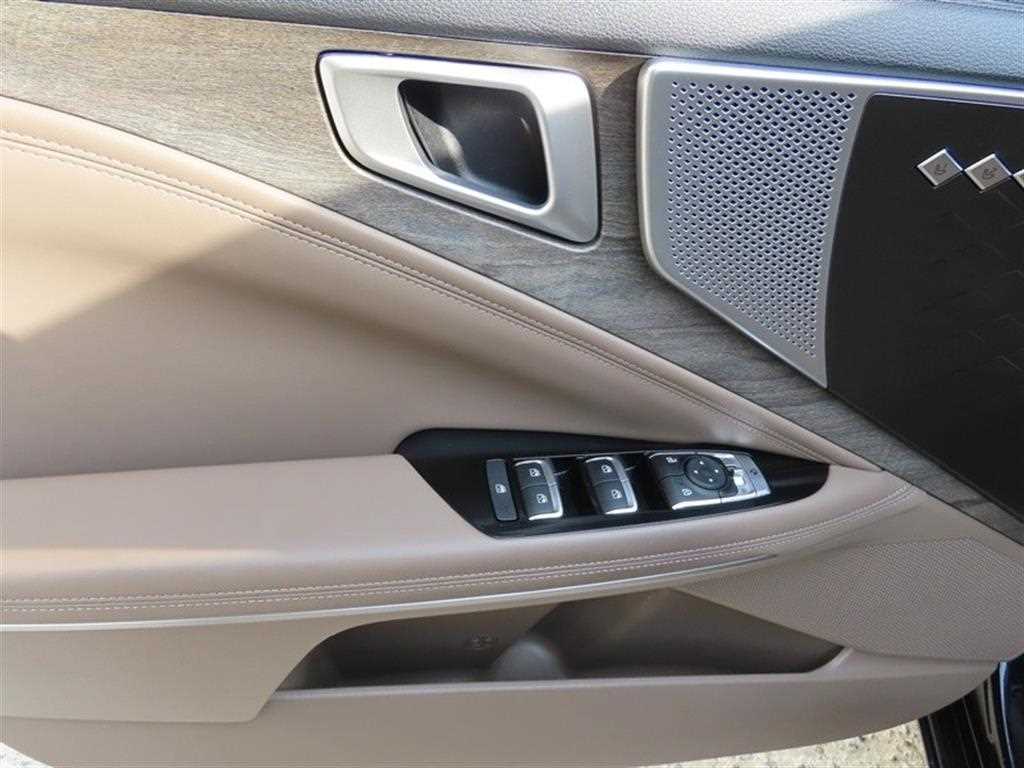 KIA K8 - Vista 6
