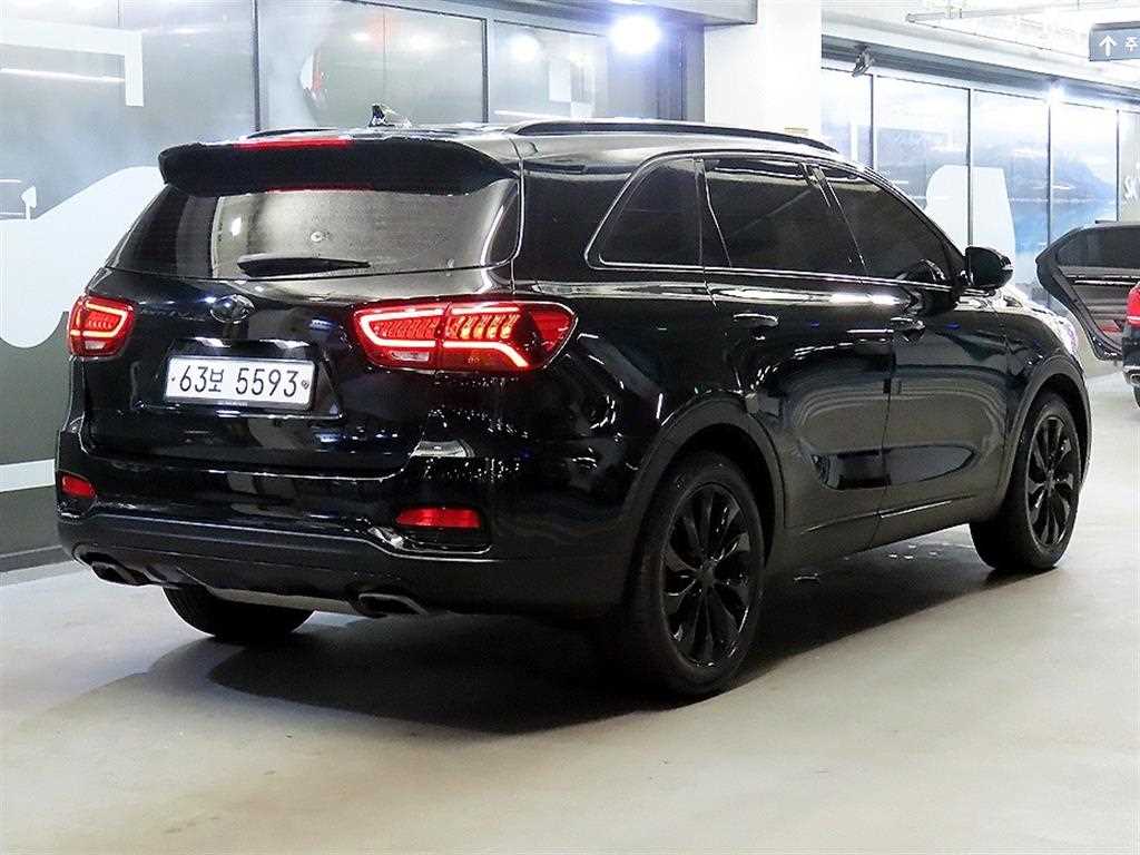 KIA Sorento - Vista 4