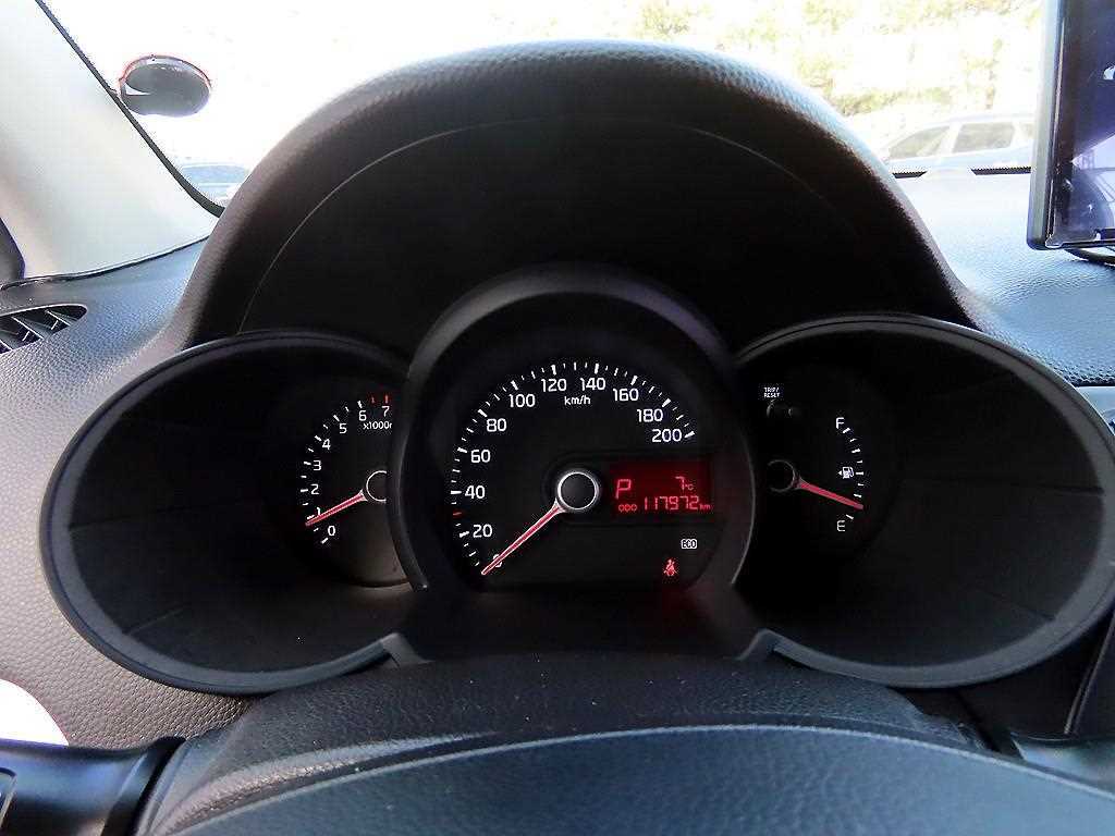 KIA Morning - Vista 9