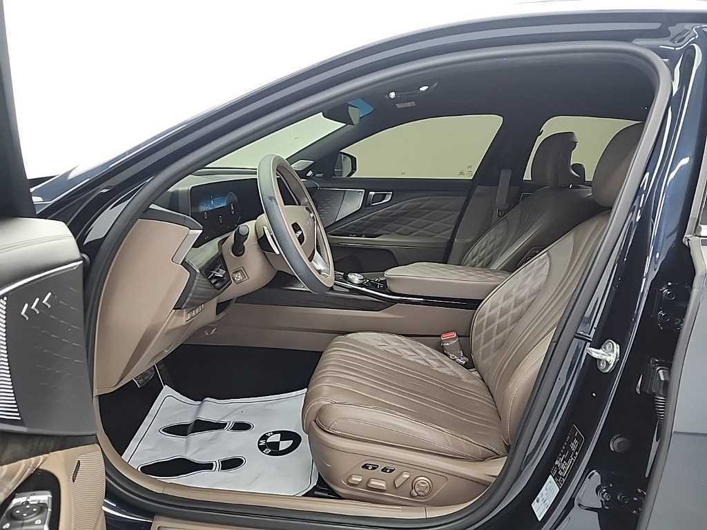 KIA K8 - Vista 11